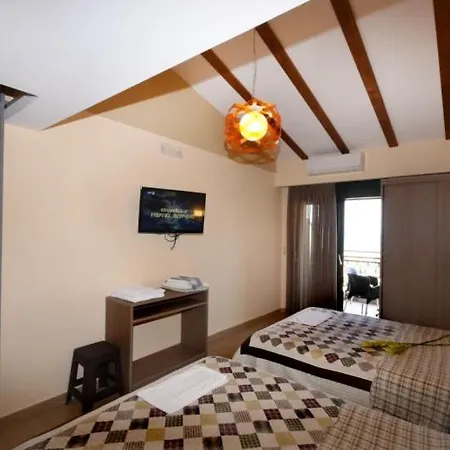 House Sinapis Aparthotel *